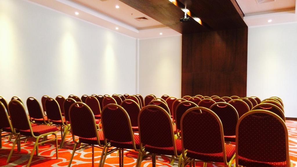 Carnaval Hotel Casino Encarnación Buitenkant foto A conference room